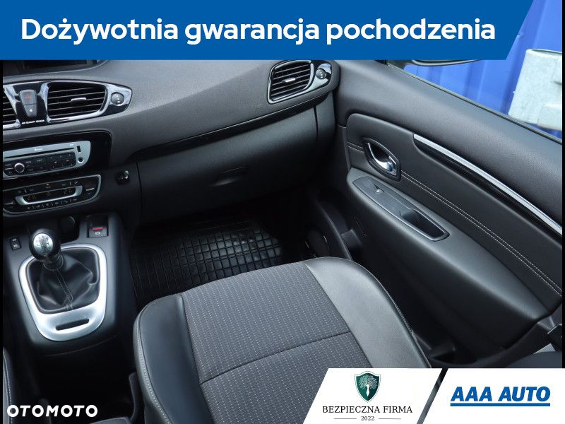 Renault Scenic - 9