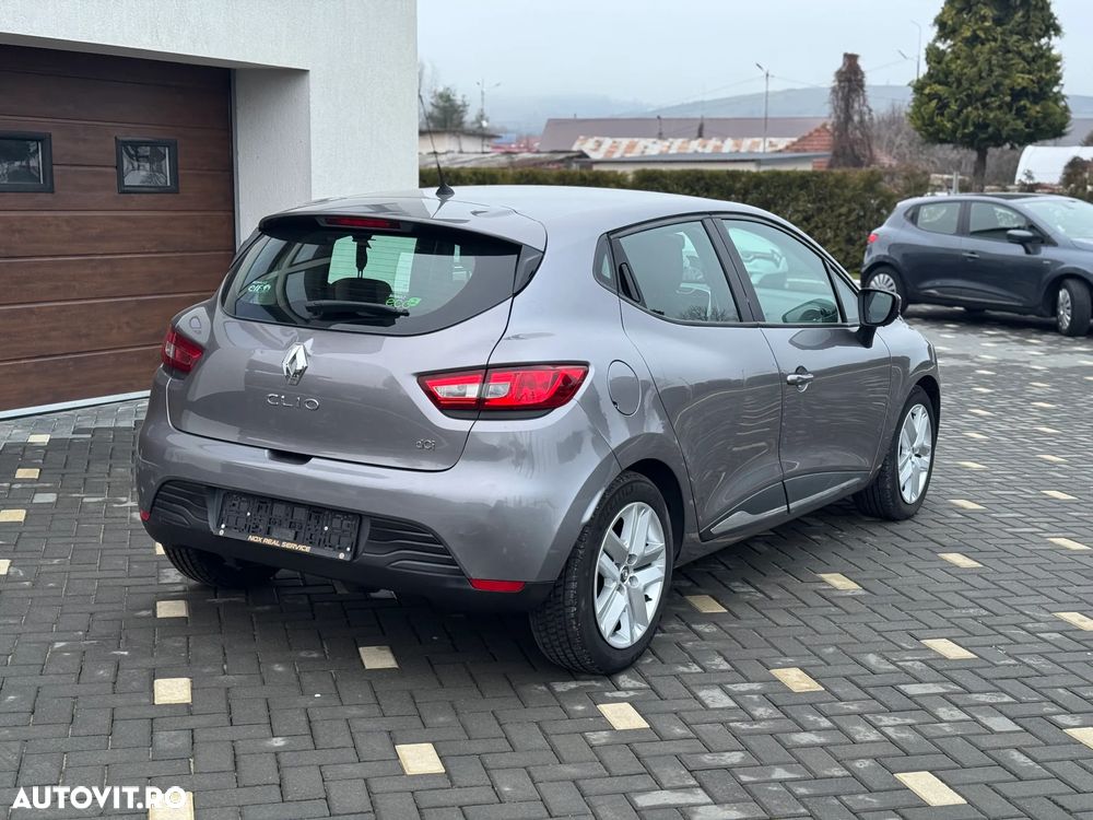Renault Clio IV dCi Energy Life - 11
