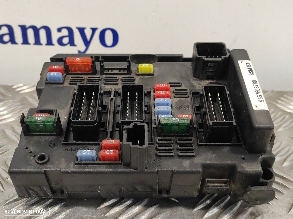 CAIXA RELÉS / FUSÍVEIS PEUGEOT 206+ 2011 -9657608780 - 4