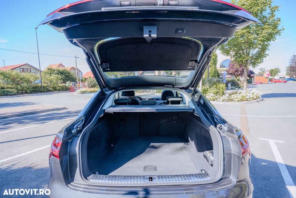 Audi e-tron Sportback - 14