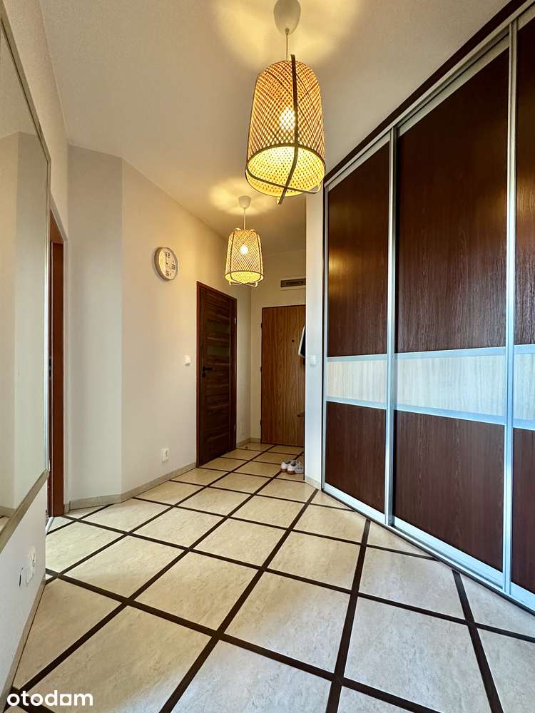 Słoneczne 3-pok. mieszkanie 58m² | Stegny | winda, balkon, miej. park.