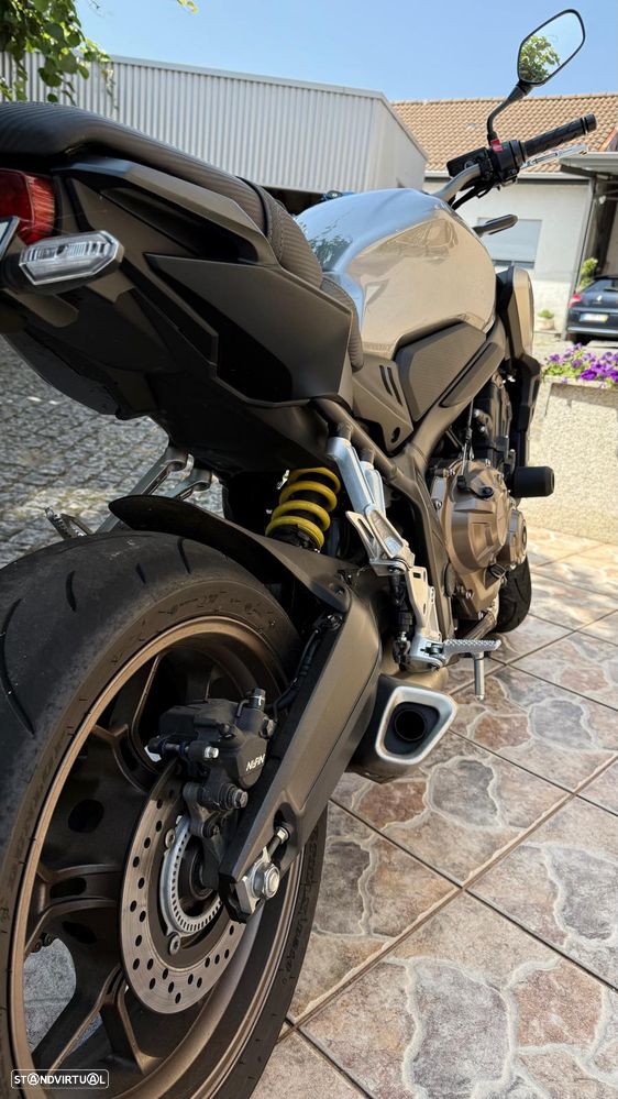 Honda CB CB650R - 11