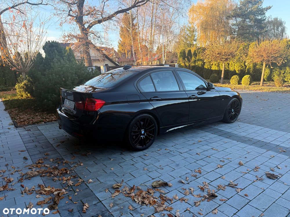 BMW Seria 3 330d M Sport EU6 - 2