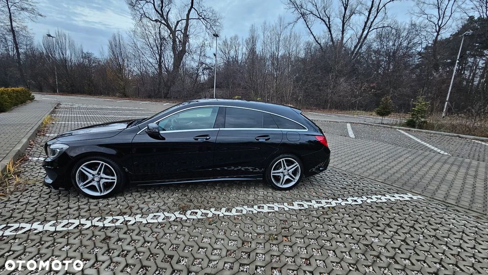 Mercedes-Benz CLA 200 7G-DCT AMG Line - 2