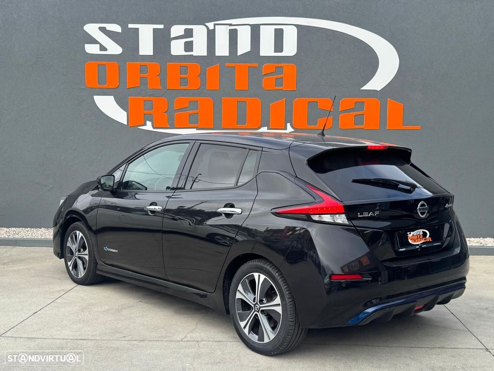 Nissan Leaf N-Connecta - 2