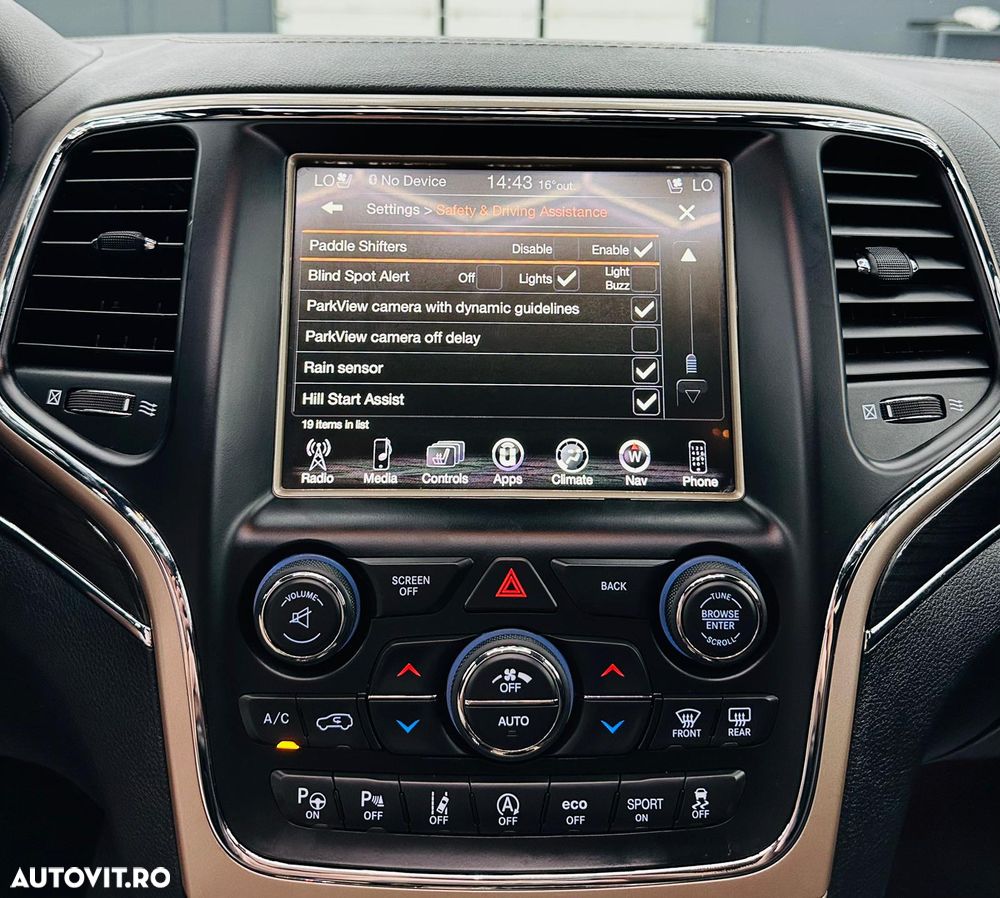 Jeep Grand Cherokee 3.0 V6 Multijet 4WD Automatik Laredo - 33