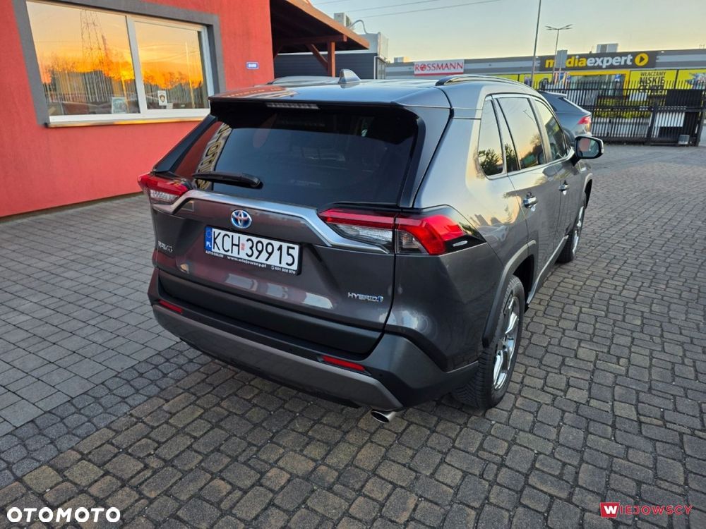 Toyota RAV4 - 11