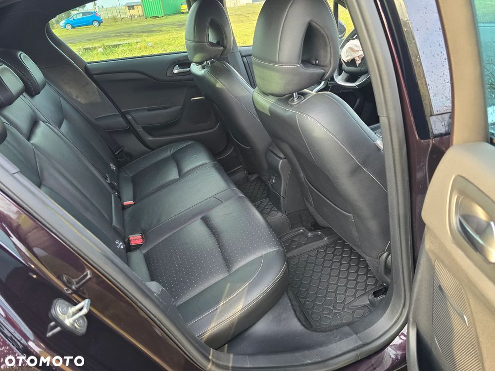 Citroën DS4 2.0 BlueHDi SportChic S&S - 11