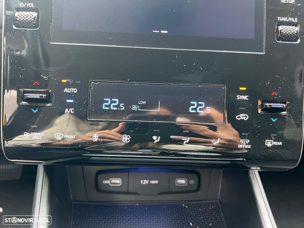 Hyundai Tucson 1.6 T-GDI HEV Premium - 32