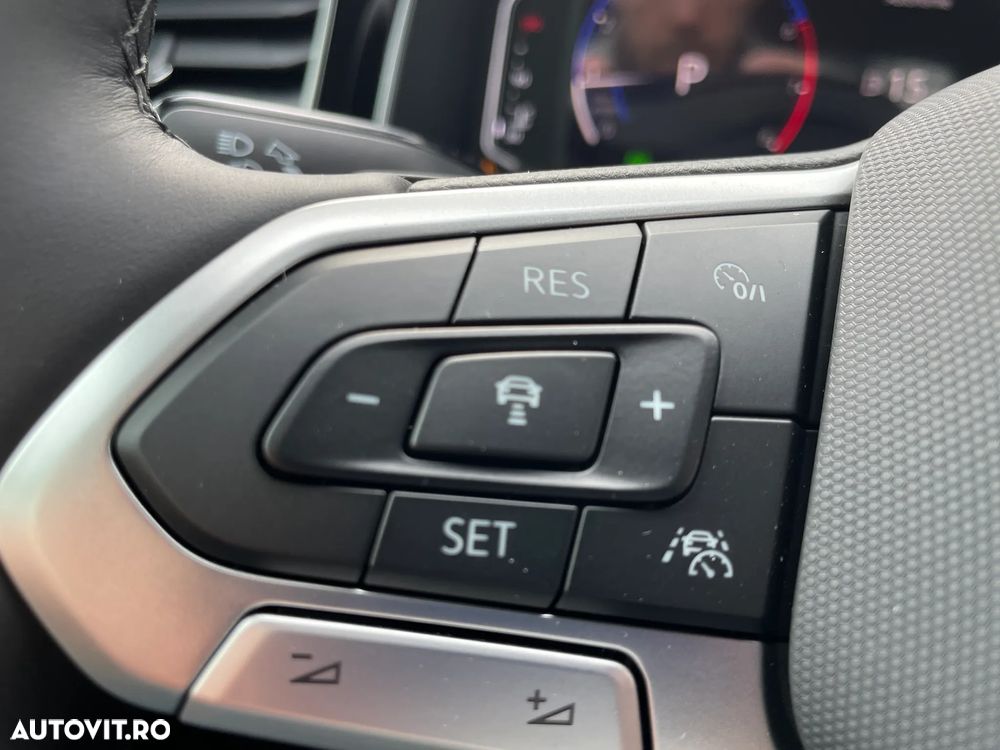 Volkswagen Taigo 1.5 TSI 150CP DSG7 R-Line - 23