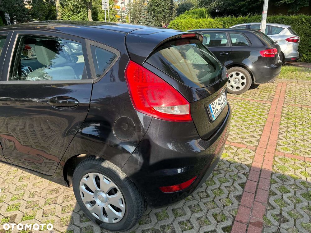 Ford Fiesta - 5