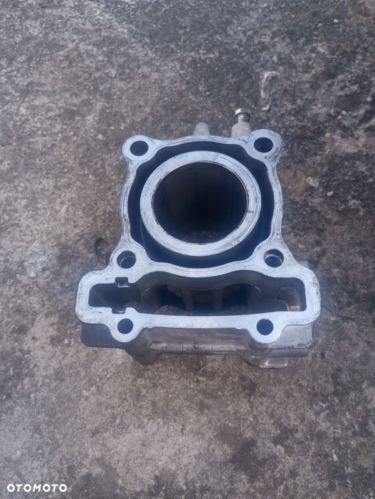 Cylinder blok silnika tuleja WR silnik Yamaha YZF 125 R 19 – 23r A5 - 6