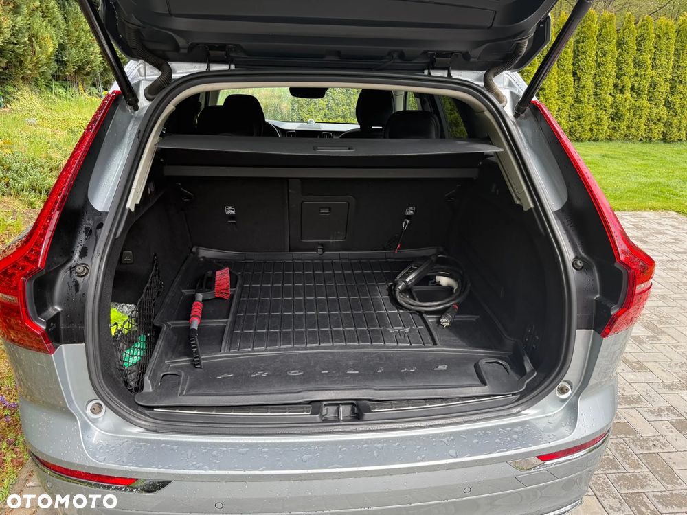 Volvo XC 60 T8 AWD Plug-In Hybrid Inscription - 9