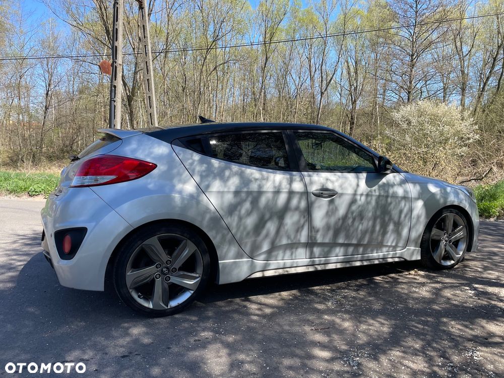 Hyundai Veloster 1.6 Turbo Style - 13