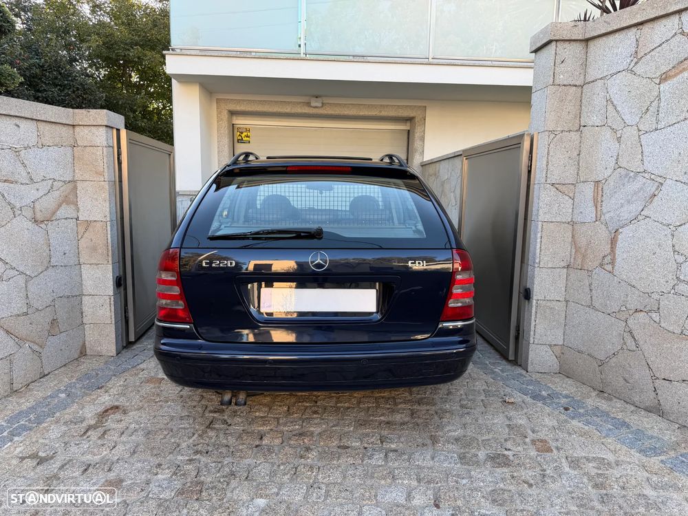 Mercedes-Benz C 220 - 11
