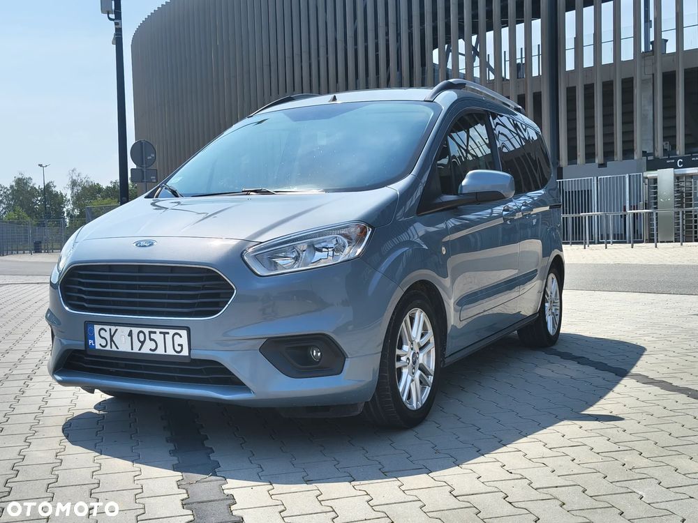 Ford Tourneo Courier 1.5 TDCi Titanium - 1