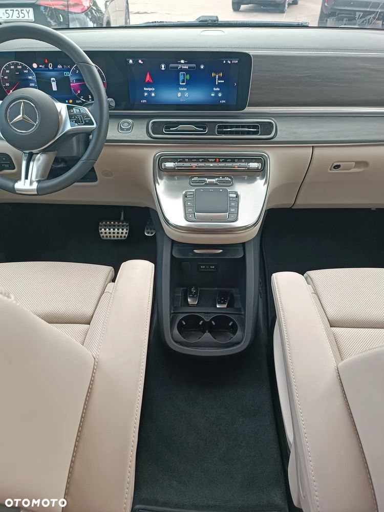Mercedes-Benz Klasa V 2025