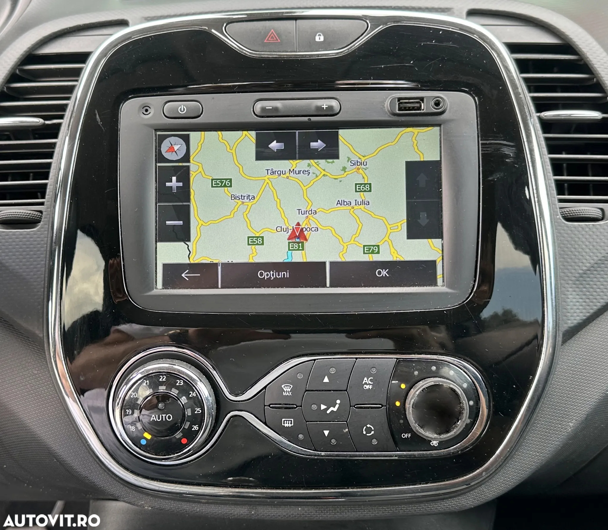 Renault Captur - 15