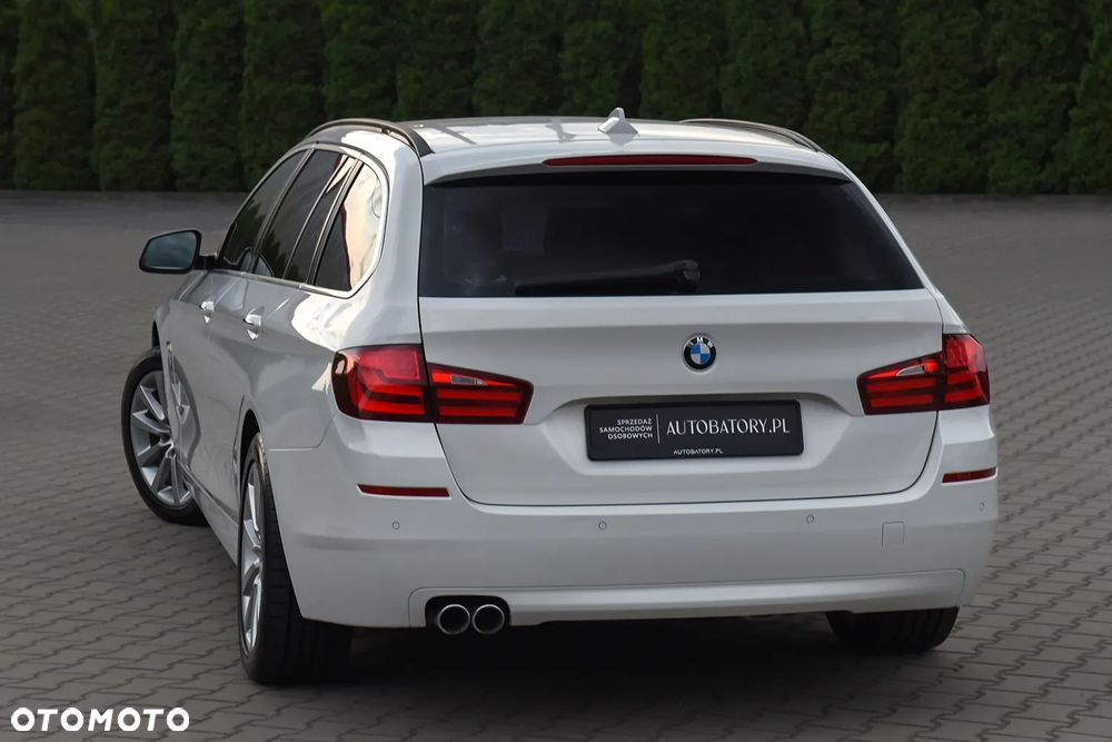 BMW Seria 5 525d xDrive Sport-Aut - 19