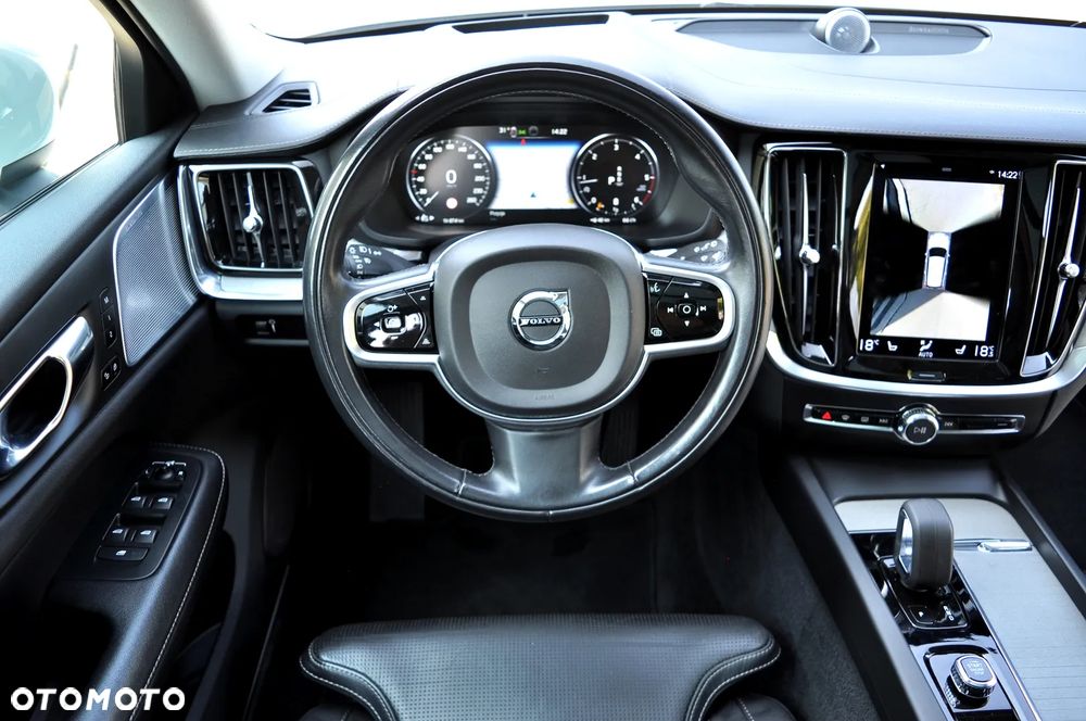 Volvo V60 Cross Country B4 D AWD Geartronic - 18