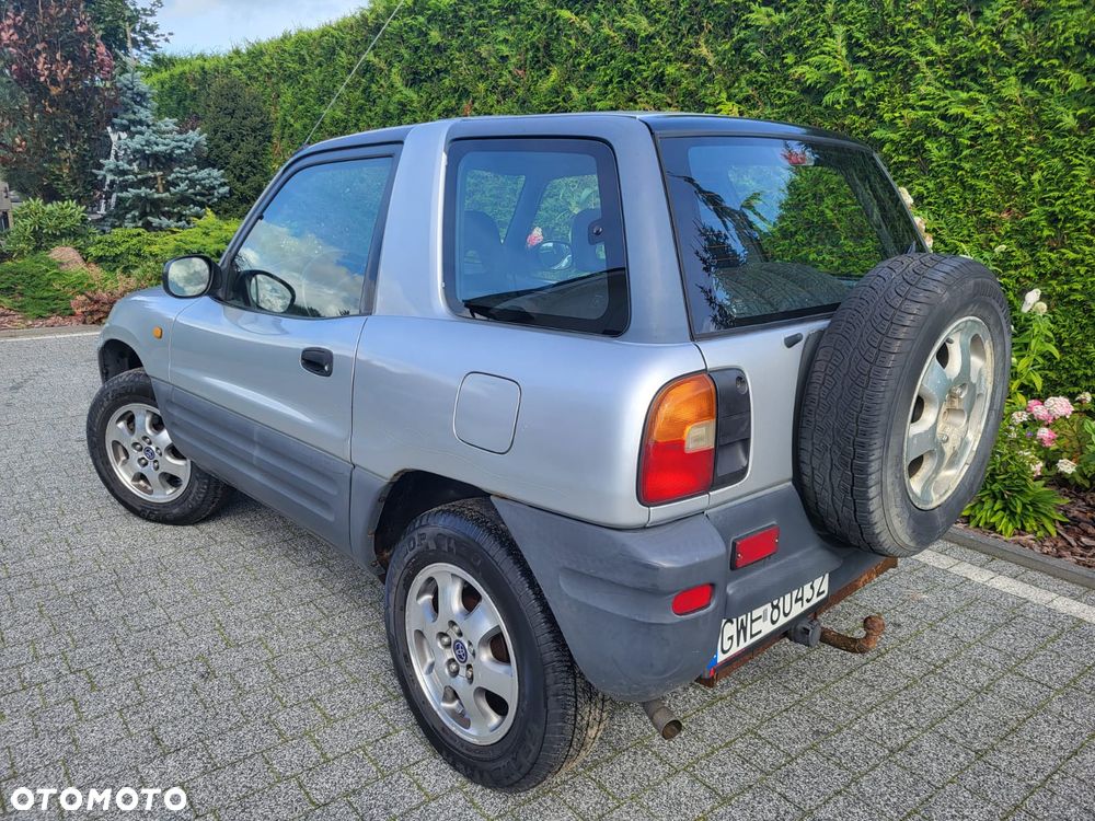 Toyota RAV4 2.0 - 2