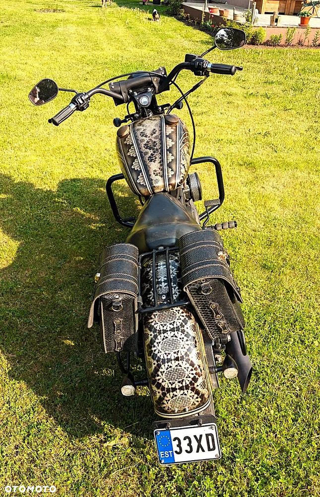 Harley-Davidson Sportster Custom 1200C - 4