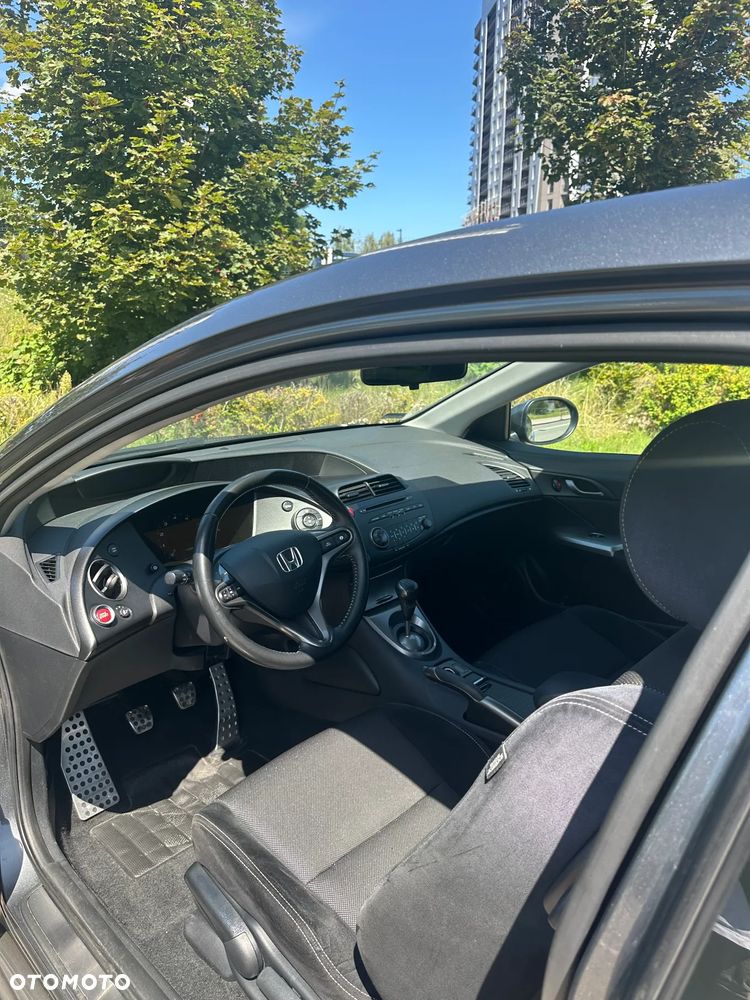 Honda Civic 1.8 TypeS - 6