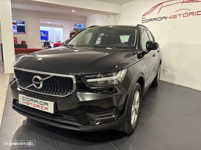 Volvo XC 40 1.5 T2 Plus Dark - 24