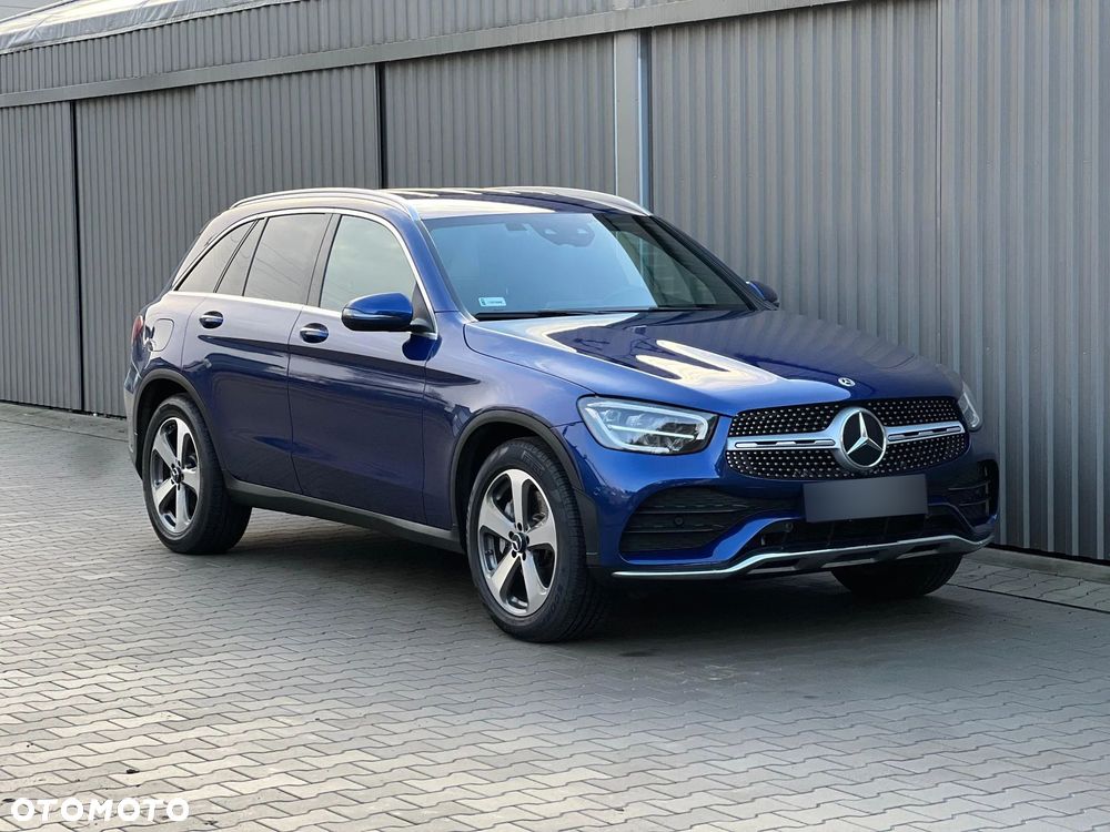 Mercedes-Benz GLC - 12