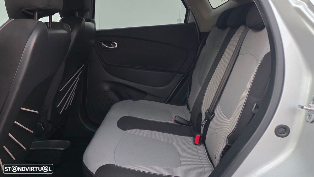 Renault Captur 1.5 dCi Exclusive - 14