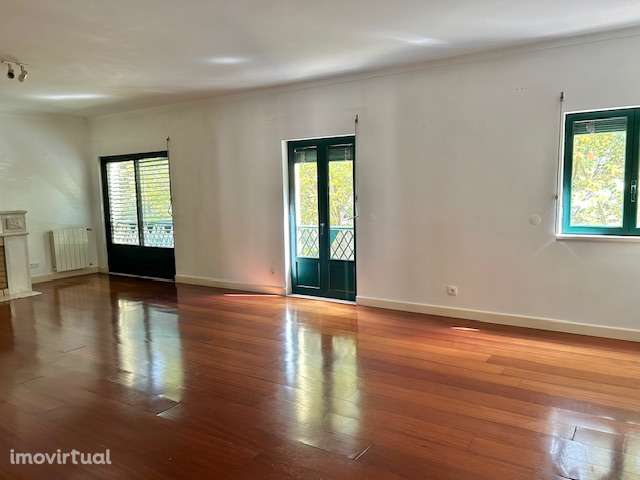 T2 com garagem  zona  Nobre da cidade. - Grande imagem: 3/12