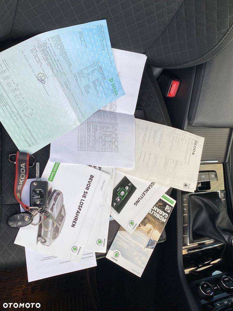 Skoda Superb 2.0 TDI L&K - 28
