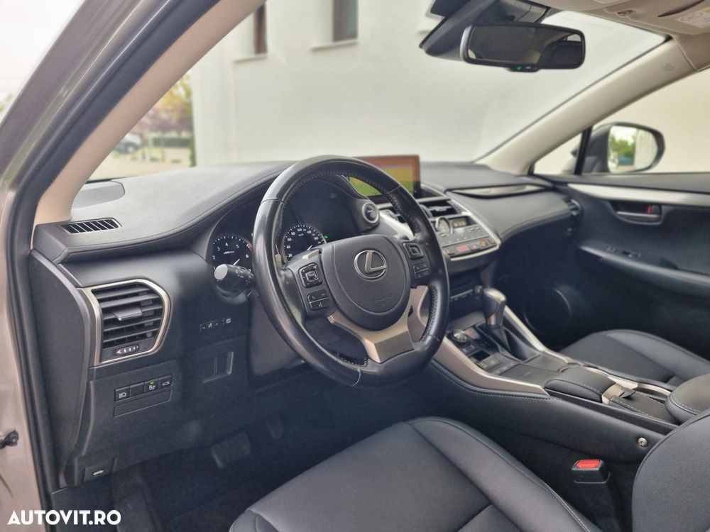 Lexus Seria NX 300h E-FOUR Luxury Line - 11