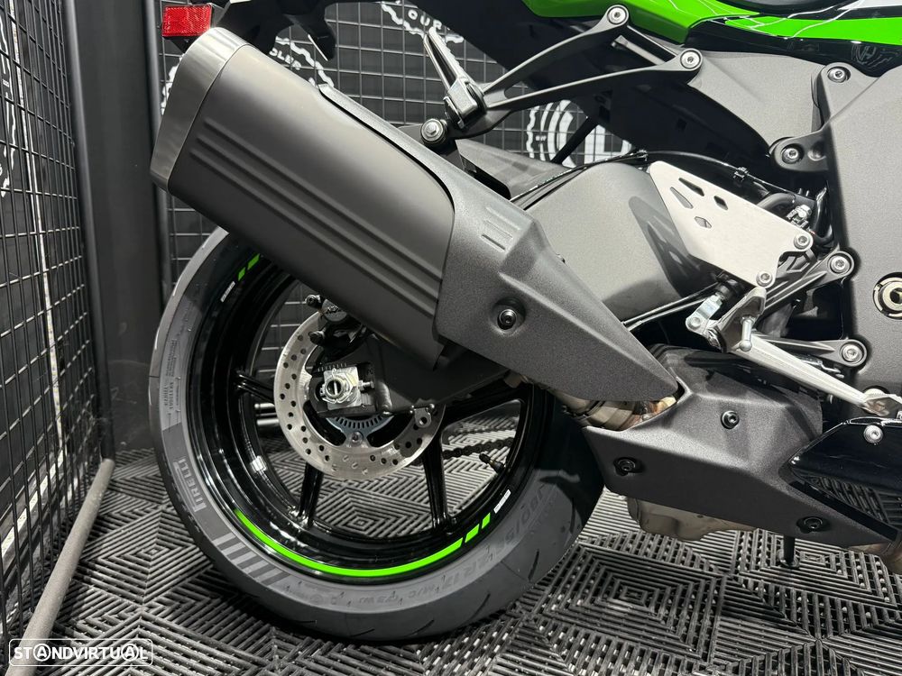 Kawasaki ZX 6R - 14