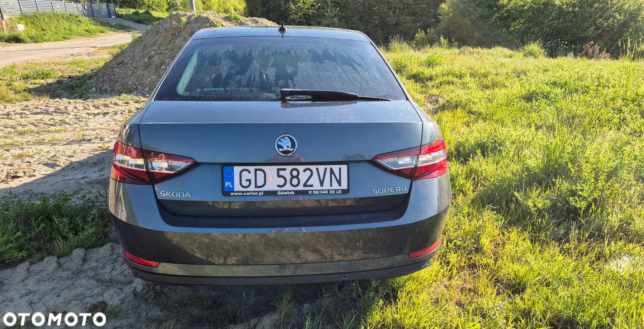 Skoda Superb 2.0 TDI L&K DSG - 2
