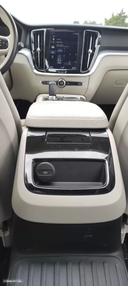 Volvo V60 2.0 T6 AWD TE Inscription Expression - 15