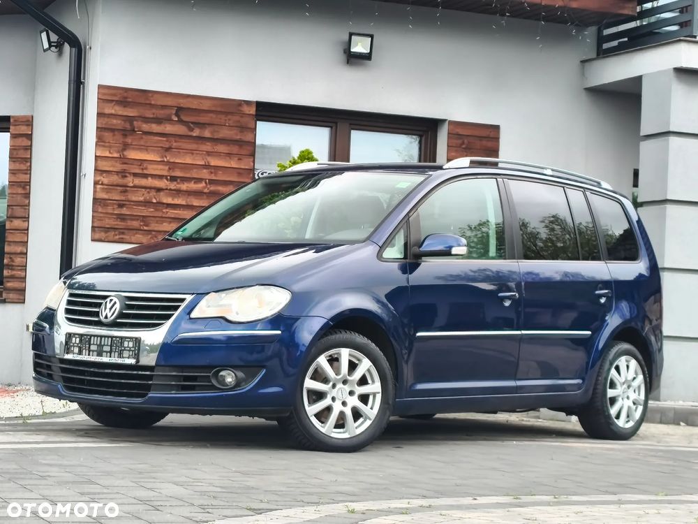 Volkswagen Touran 2.0 TDI DPF Highline - 11