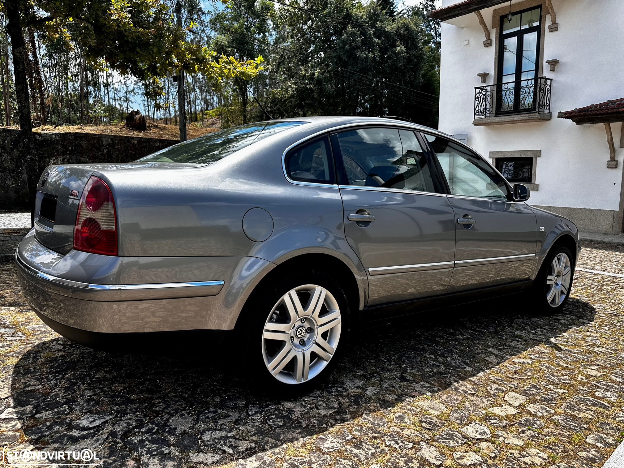 VW Passat 1.9 TDi Highline - 6