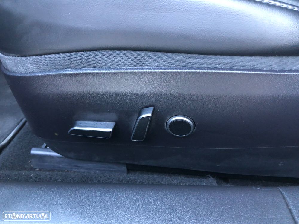 Tesla Model 3 Performance Dual Motor AWD - 19