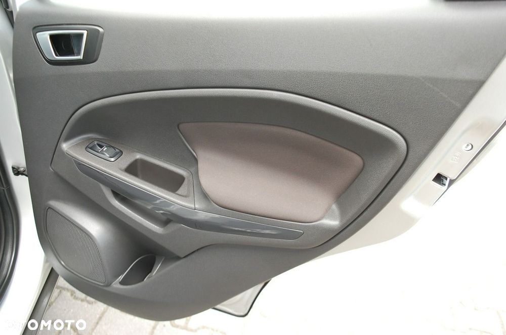 Ford EcoSport - 34