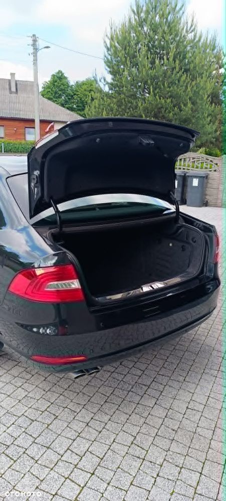 Skoda Superb 2.0 TDI Platinum DSG - 18