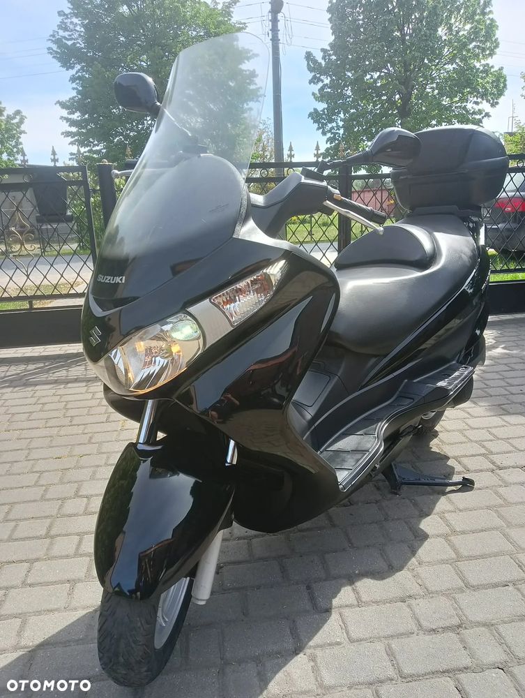 Suzuki Burgman - 1