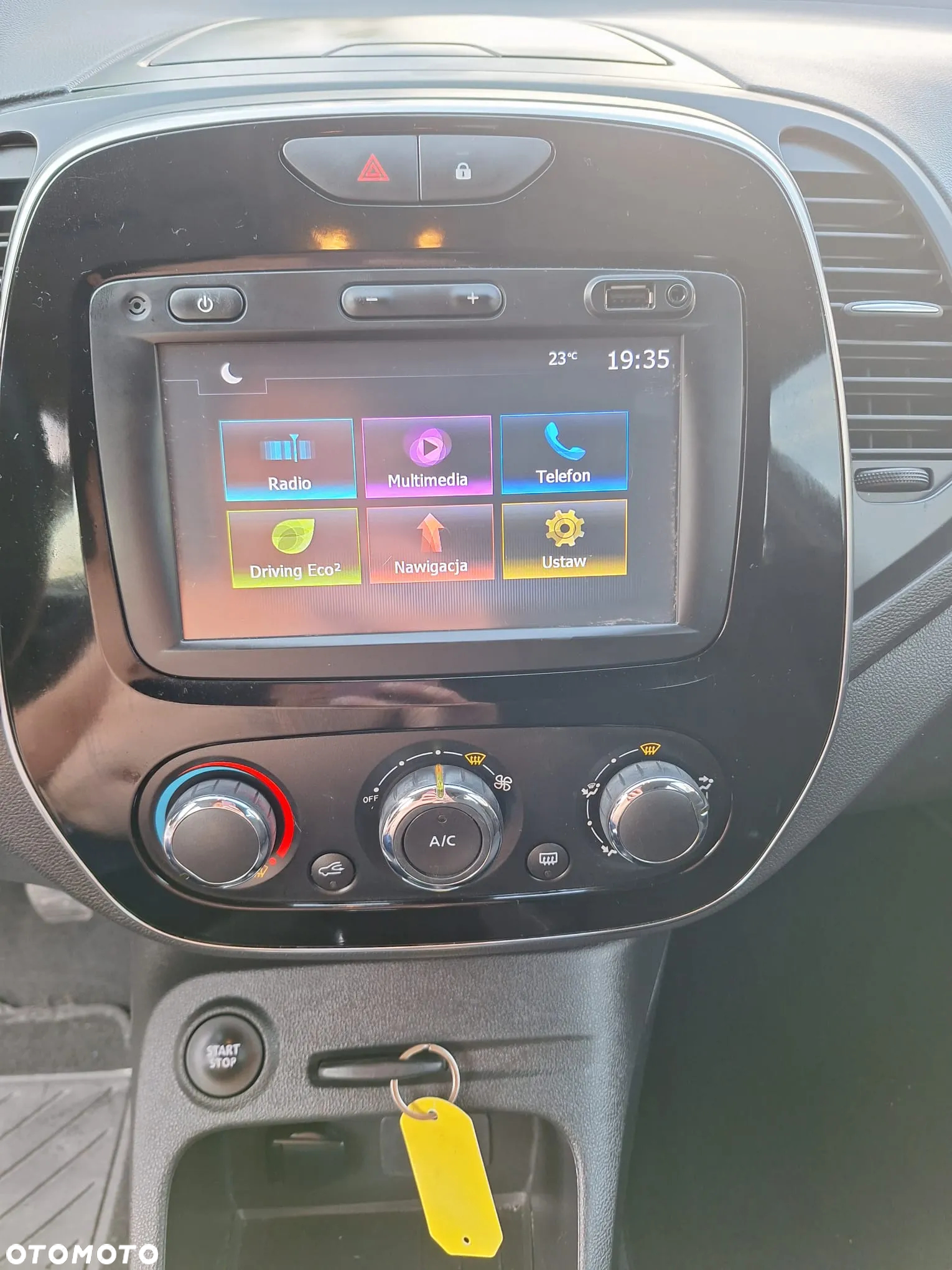 Renault Captur 0.9 Energy TCe Intens EU6 - 15