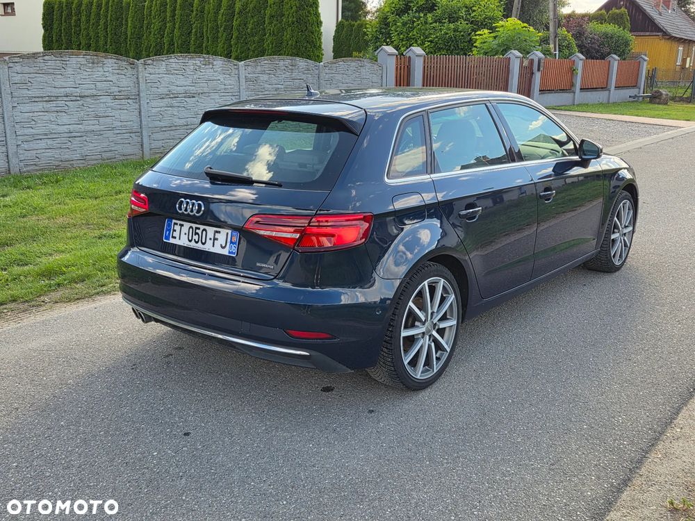 Audi A3 Sportback 2.0 TDI quattro S tronic sport - 2