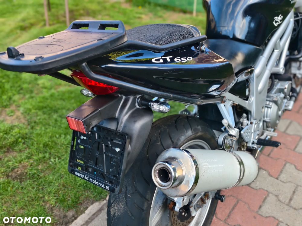 Hyosung GT Comet - 6