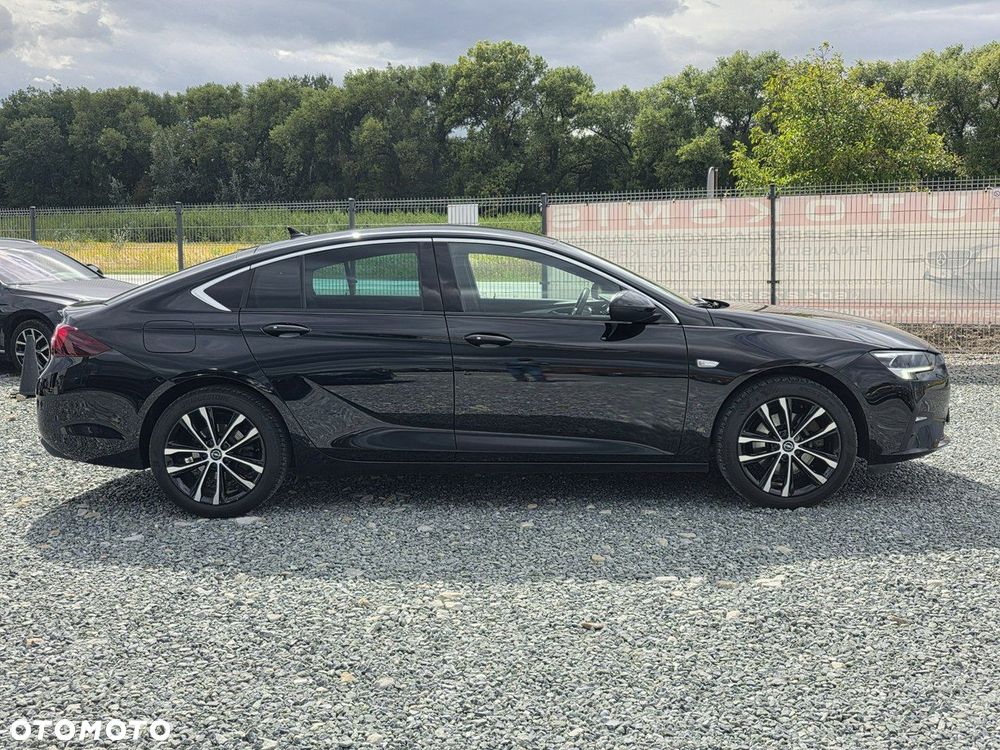Opel Insignia - 10