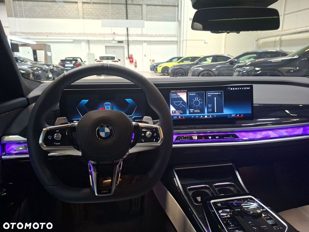 BMW Seria 7 - 15