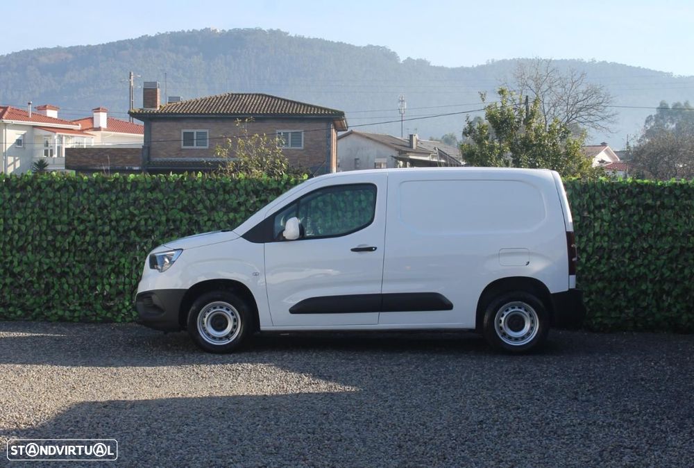 Opel Combo Van 1.5 CDTI - 3 LUGARES - IVA DEDUTÍVEL - 5