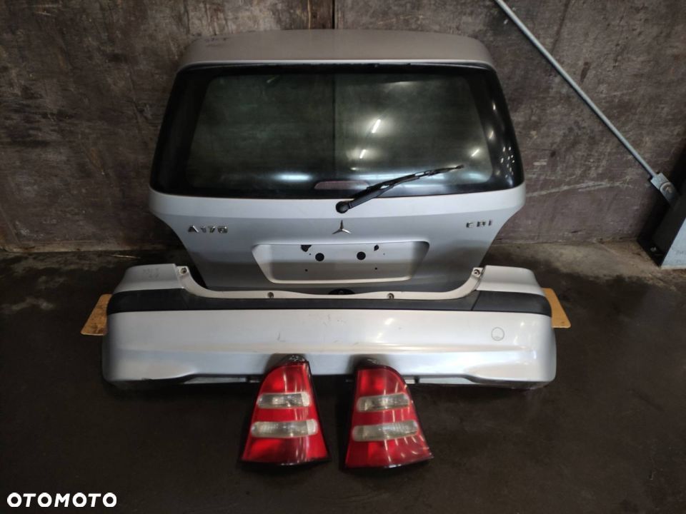 KOMPLETNY TYŁ KLAPA ZDERZAK MERCEDES W168 761 - 1