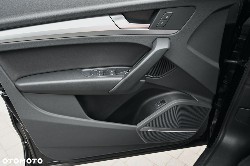 Audi Q5 40 TDI quattro S tronic S line - 24